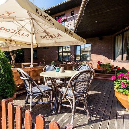 Humala Guest House Талин Екстериор снимка