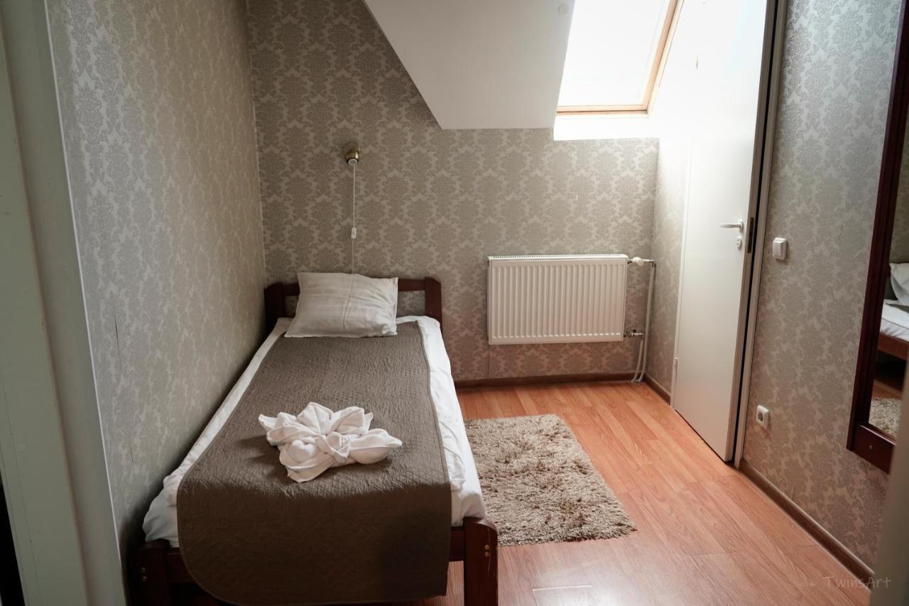 Humala Guest House Талин Екстериор снимка
